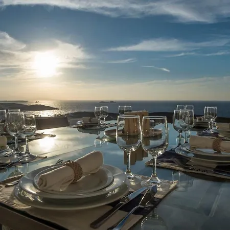Platinum Paros 3 Bedroom Amazing Sea Views Private Infinity Pool Access Parikia Villa Parasporos