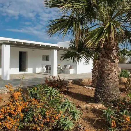 Villa Platinum Paros 3 Bedroom Amazing Sea Views Private Infinity Pool Access Parikia *