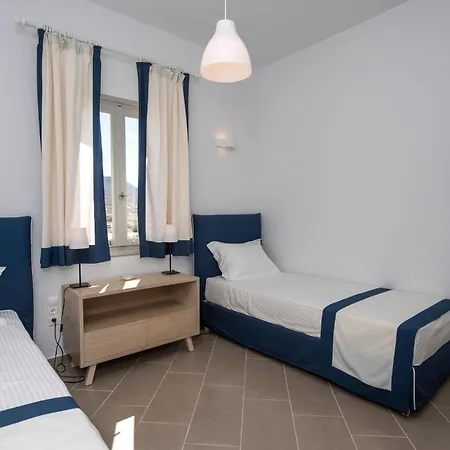 Villa Platinum Paros 3 Bedroom Amazing Sea Views Private Infinity Pool Access Parikia