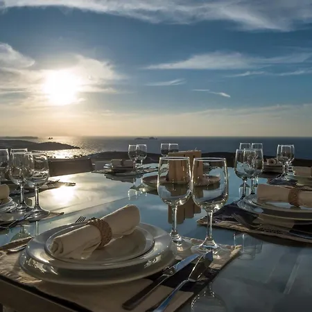 Platinum Paros 3 Bedroom Amazing Sea Views Private Infinity Pool Access Parikia Villa Parasporos